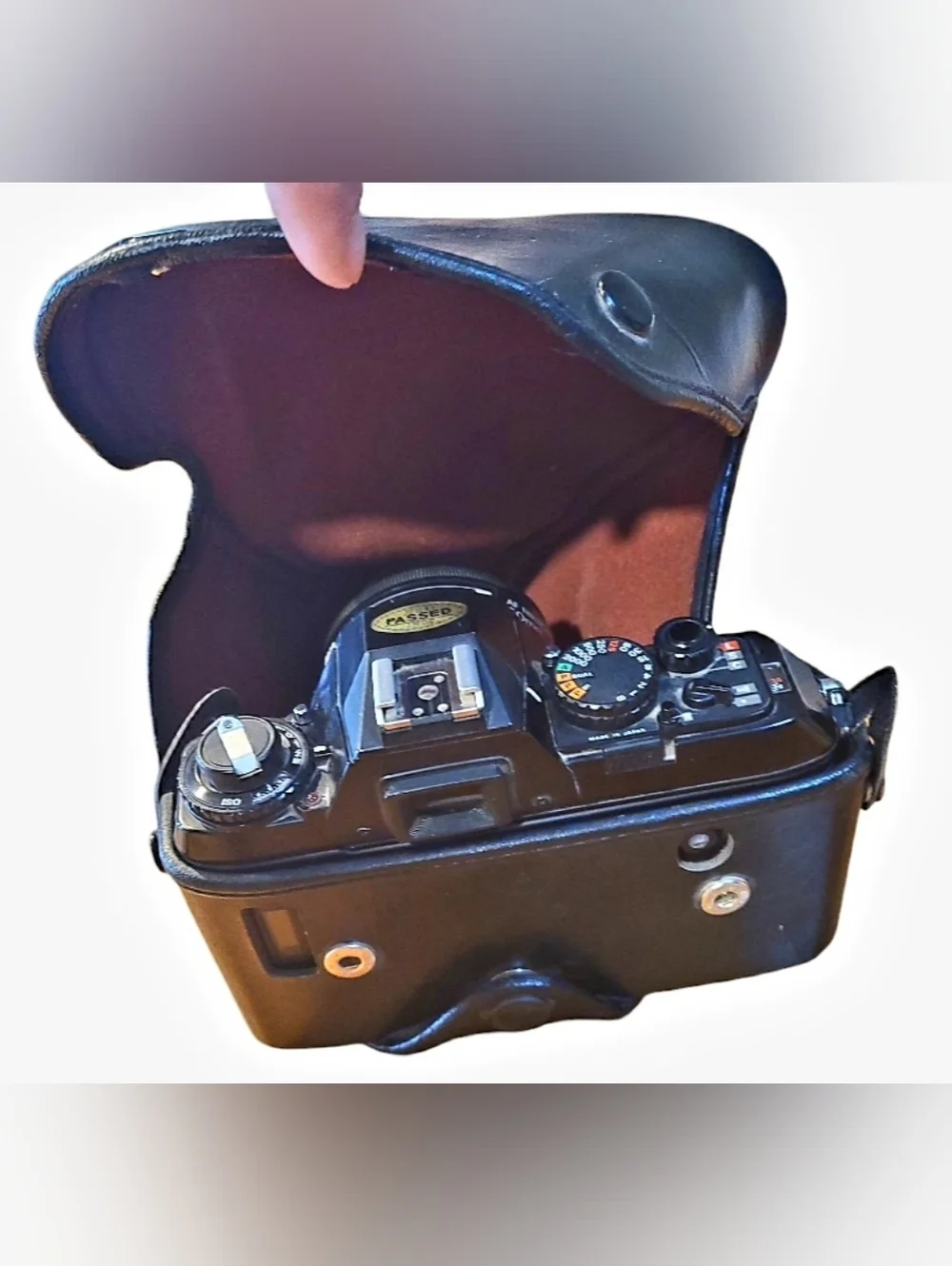 Nikon N2020 AF Film CAMERA, LEATHER CASE + HAZE LENS